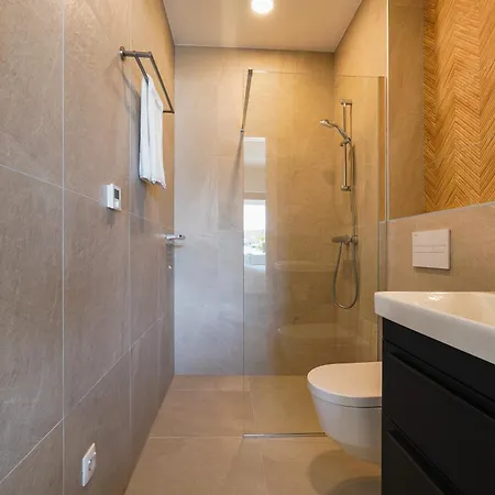 Apartment Royal Dutch At Sea Trogir