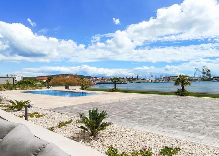 Appartement Royal Dutch At Sea Trogir