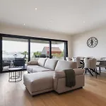 Royal Dutch At Sea Apartment *
