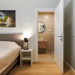 Apartment Royal Dutch At Sea *