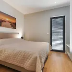 Royal Dutch At Sea Apartment *